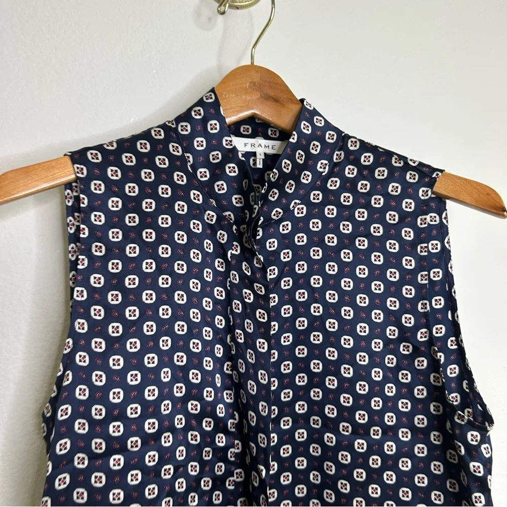 FRAME 100% Silk Navy Button Down Lightweight Tank Top Blouse Size Small
